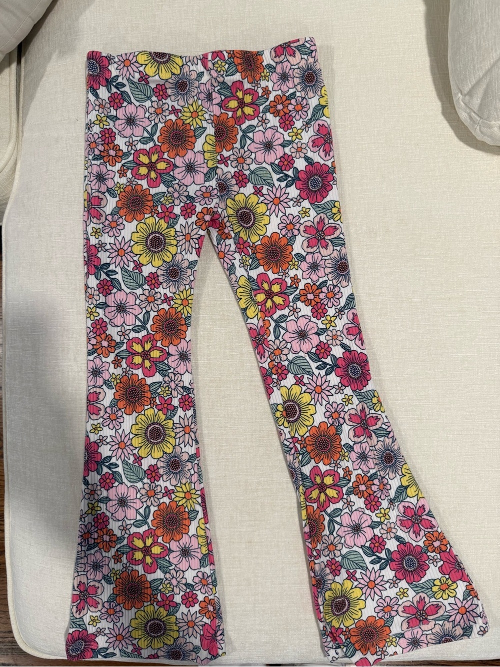 btween Floral Groovy Flare Leggings